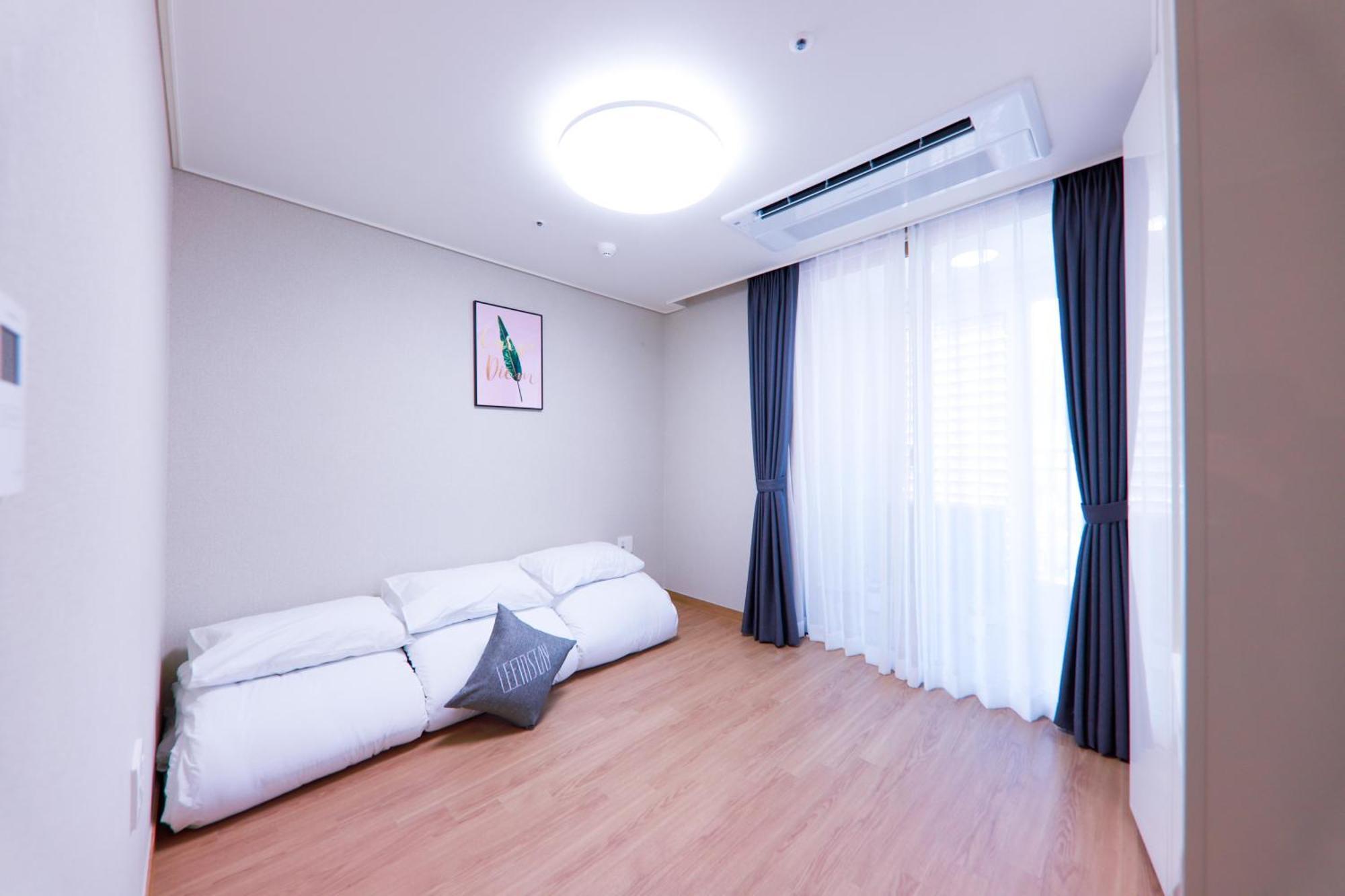 Geoje Leein Stay Hotel Exterior foto